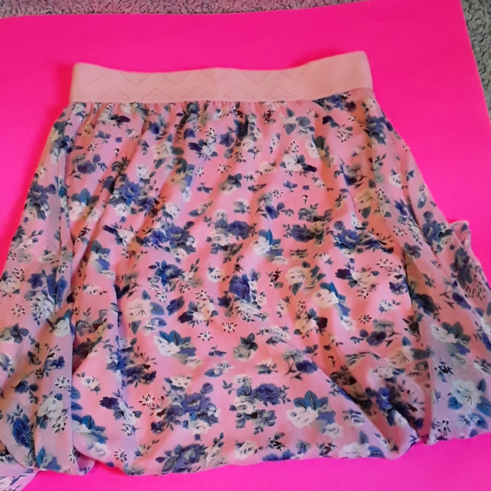 LulaRoe Floral Skirt